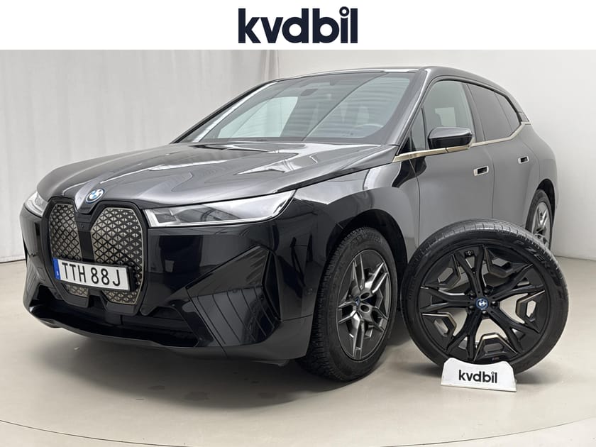 Bild 1 av BMW iX xDrive40 xDrive40, I20 (310hk) Luftfjädring Panorama H/K