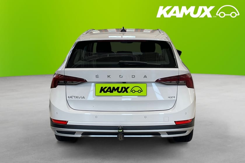 Bild 5 av Škoda Octavia Scout 2.0 TDI 4x4 Moms Värmare Drag Cockpit