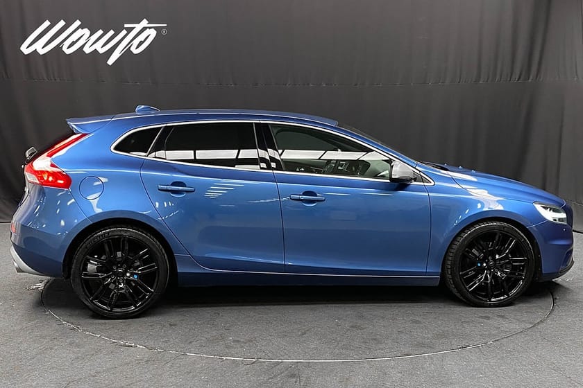 Bild 3 av Volvo V40 T5 253HK R-Design /Polestar /Navi