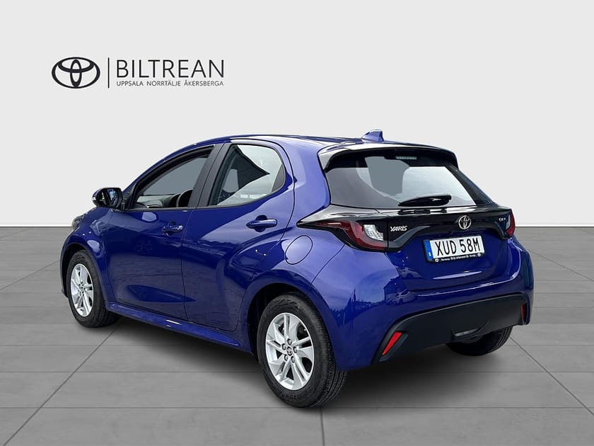 Bild 3 av Toyota Yaris Hybrid 115 115hk Active Komfortpaket Vinterhjul