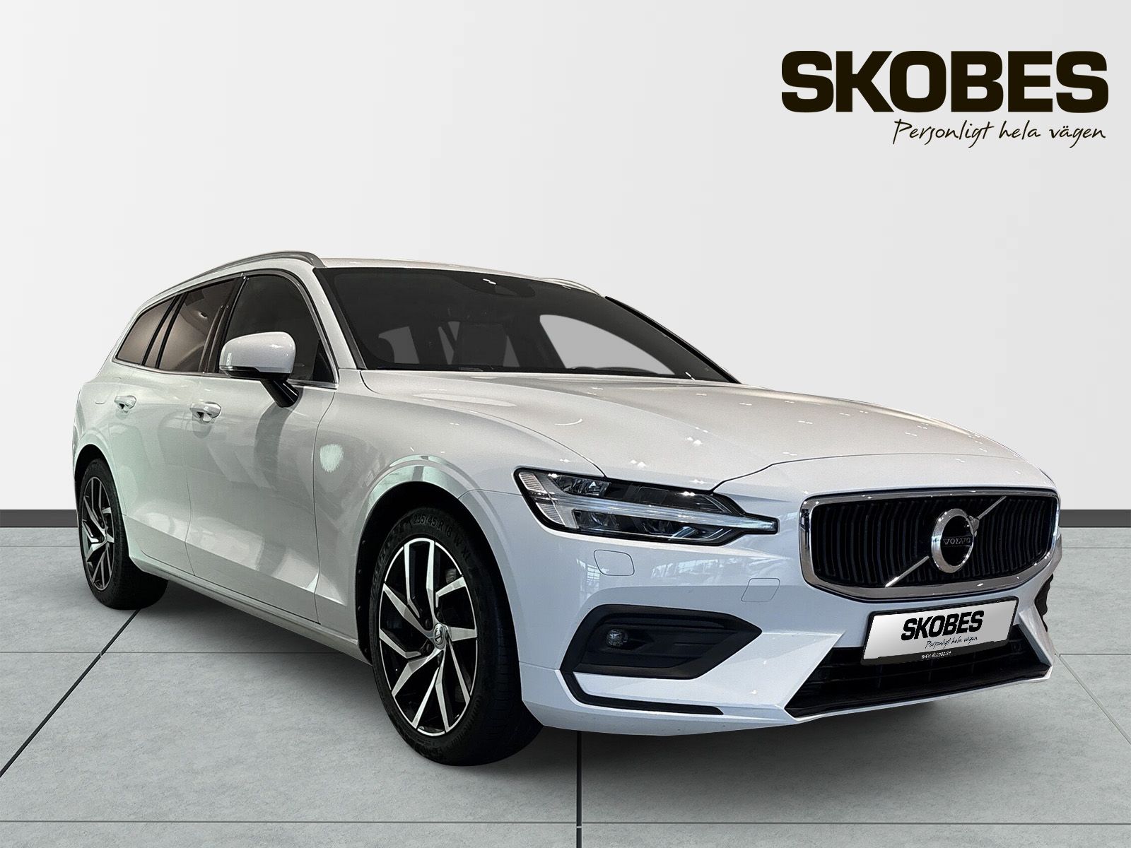 Volvo V60 T5 Momentum Pro Edition