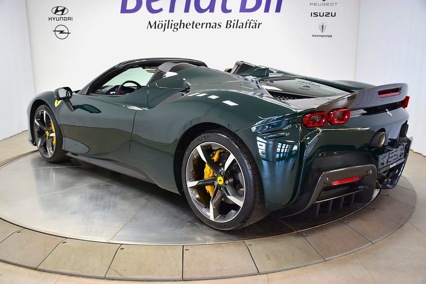 Bild 4 av Ferrari SF90 Spider Assetto Fiorano/ Verde British Racing