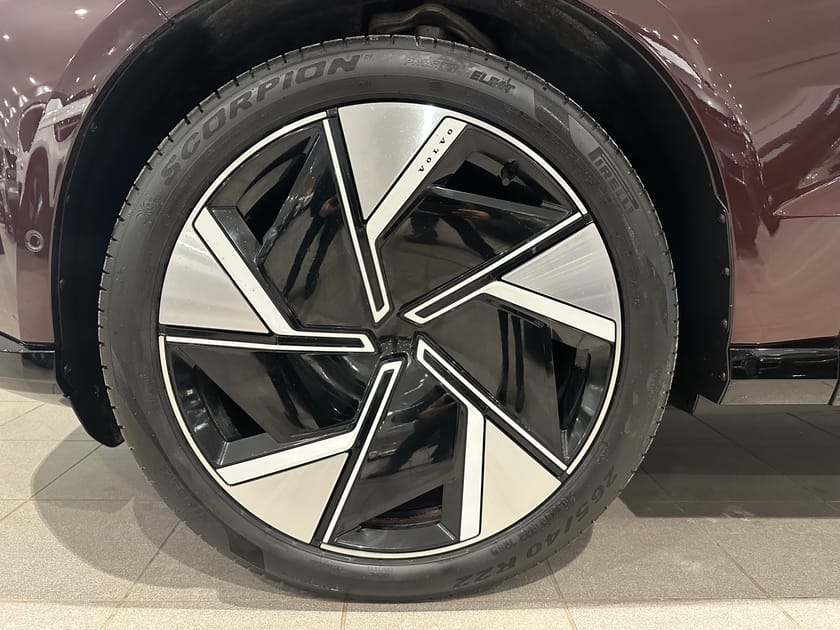 Bild 4 av Volvo EX90 Twin Motor Performance Ultra / 6 sätes / Panoramaglastak / Dragkrok / 2.95% ränta