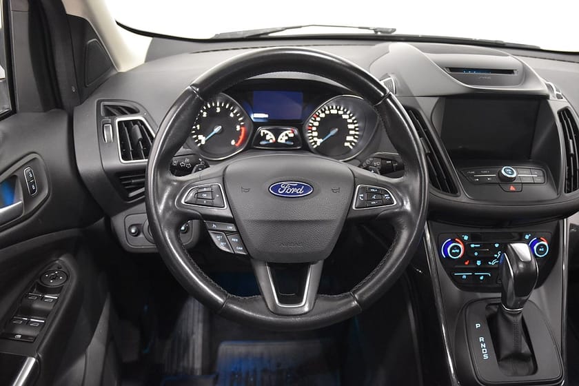 Bild 2 av Ford Kuga 2.0 TDCi AWD Titanium Drag Rattv B-Kam SoV