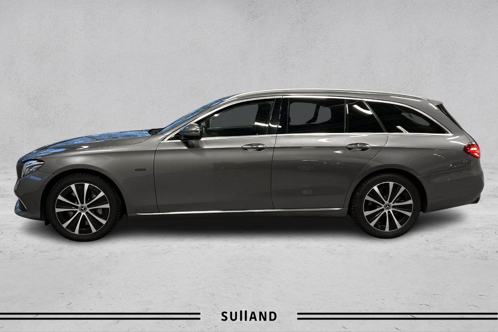 Thumnail bilde 2 av Mercedes-Benz E 300 de T PLUG-IN