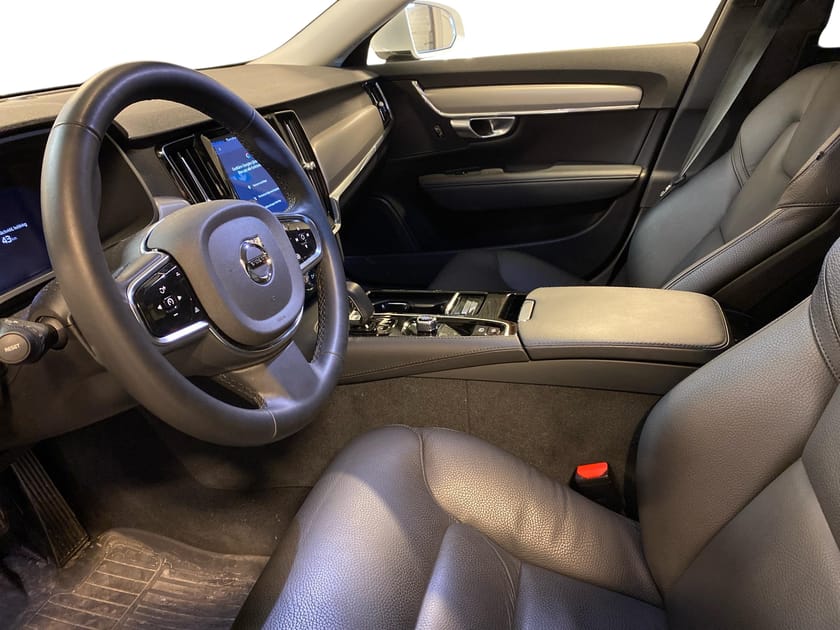 Bild 2 av Volvo V90 Recharge T6 Core Edition II