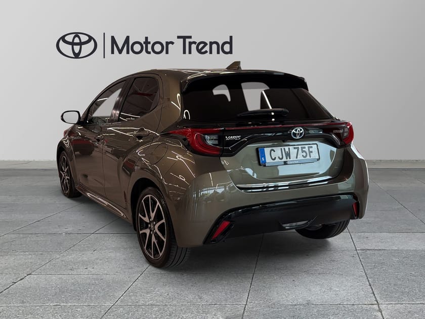 Bild 2 av Toyota Yaris Hybrid CVT STYLE | JBL