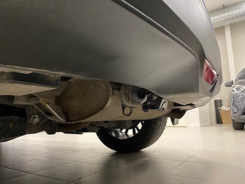 Bild 3 av Toyota C-HR Hybrid 1.8 Style Teknik Bi-tone JBL GPS Drag M-värm