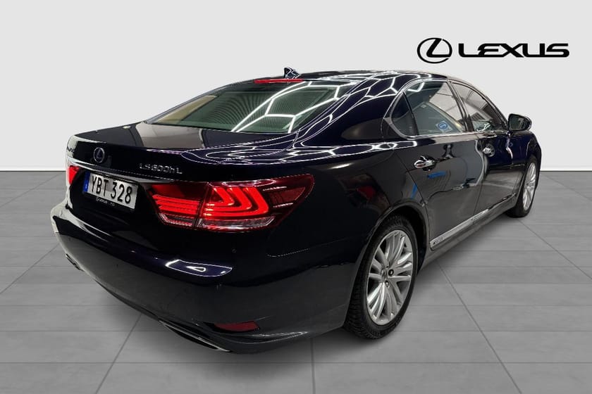 Bild 5 av Lexus LS 600h L AWD EXECUTIVE 5 SÄTEN