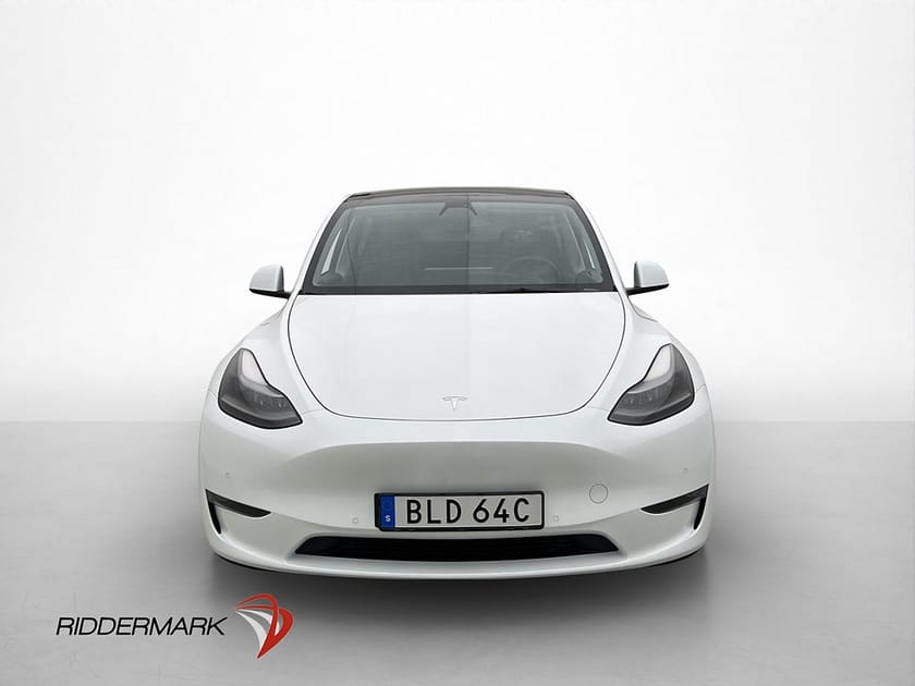 Bild 2 av Tesla Model Y Long Range AWD Svensksåld Värmepump MOMS