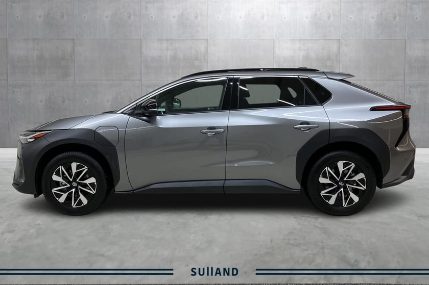 Bilde 2 av Toyota bZ4X 218hk – AWD Executive Meget Pen. 1 Eier