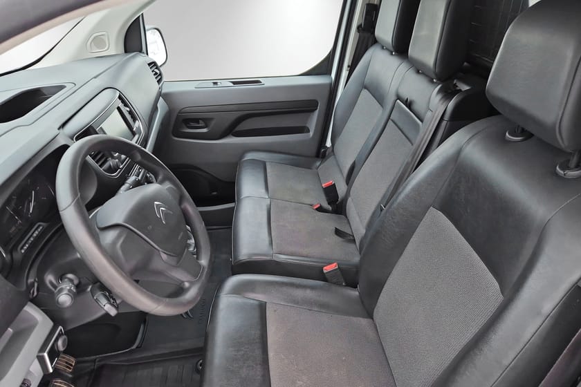 Bild 4 av Citroën Jumpy Van L2 2.0 BlueHDi