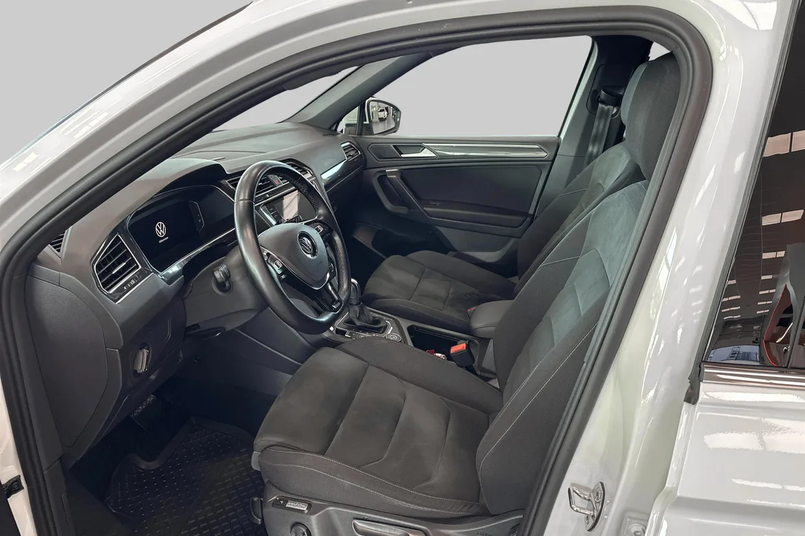 picture of a car