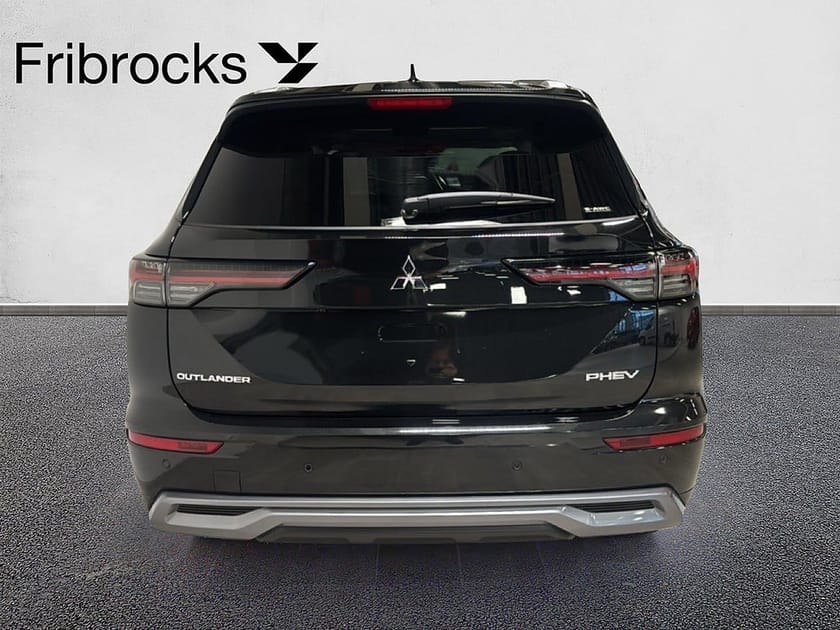 Bild 4 av Mitsubishi Outlander PHEV Instyle 4WD 306hk AUT