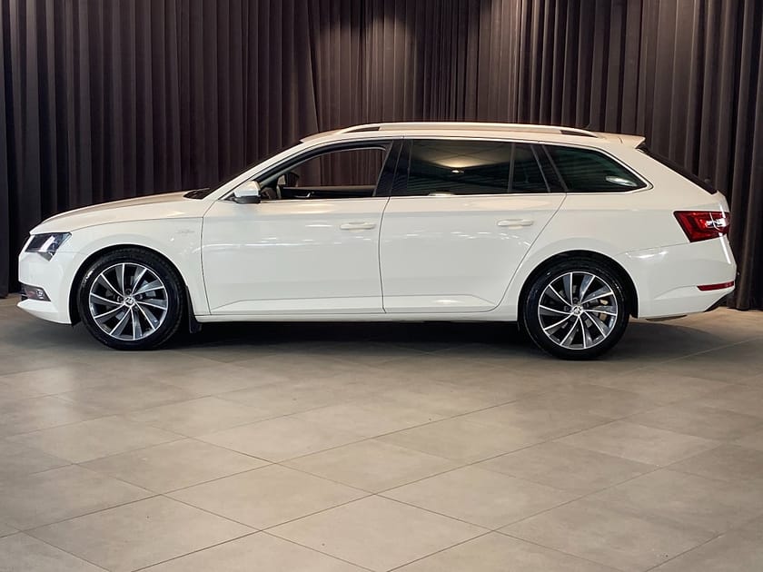 Bild 3 av Škoda Superb Kombi Skoda 2.0 TDI 4x4 Business Edition, L&K / DRAG / VÄRMARE