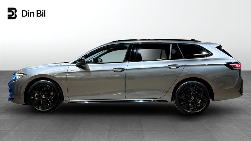 Bild 2 av Volkswagen Passat Sportscombi TDI193 DSG 4M R-line Black style