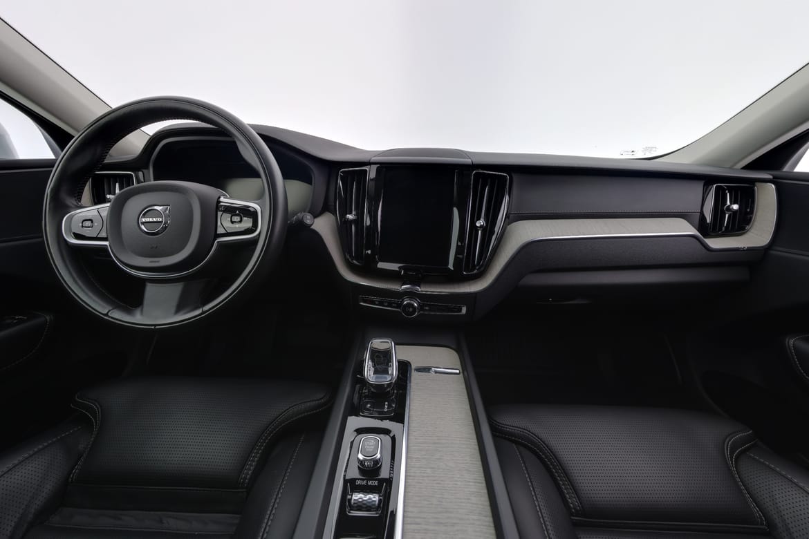 Volvo XC60 2020 - miniatyr 7