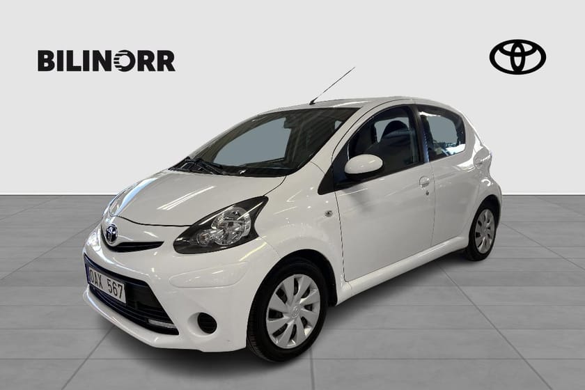 Bild 1 av Toyota Aygo AYGO+ 5-D Perfekta Stadsbilen