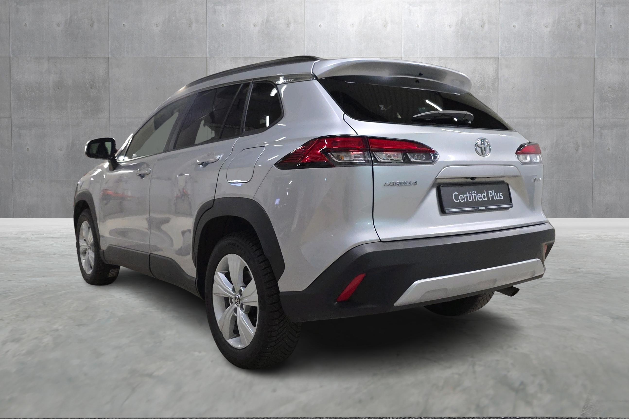 Thumnail bilde 2 av Toyota Corolla Cross Hybrid AWD-i