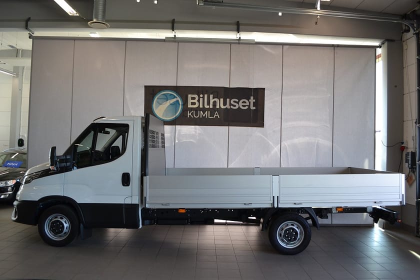 Bild 2 av Iveco Daily 35-160 Chassis Cab EH Flak Chassi 2.3 JTD Hi-Matic 156hk