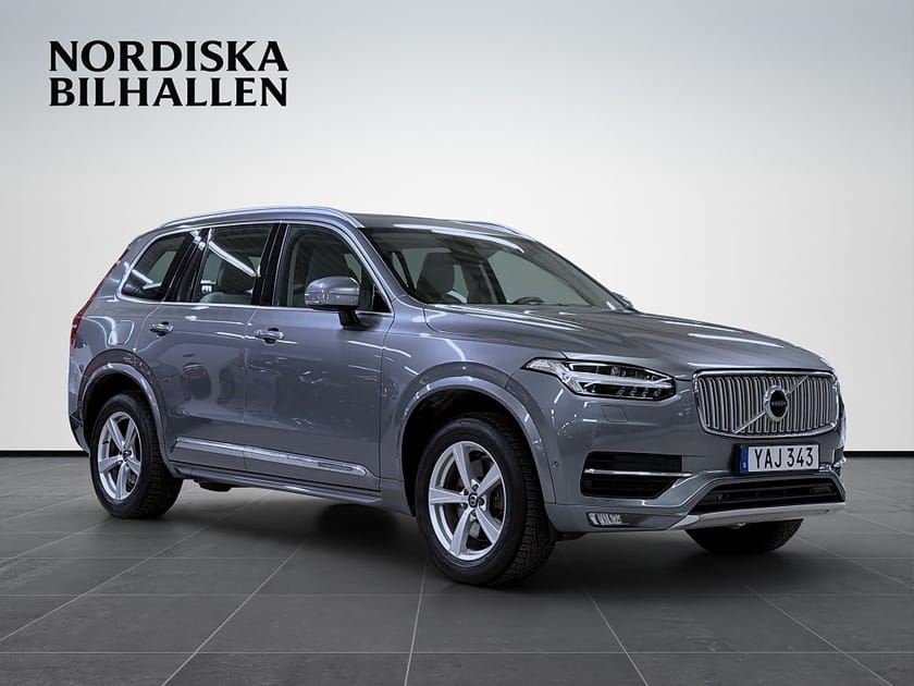 Bild 1 av Volvo XC90 T6 AWD Geartronic Inscription Värmare Nav Pano Head up Drag