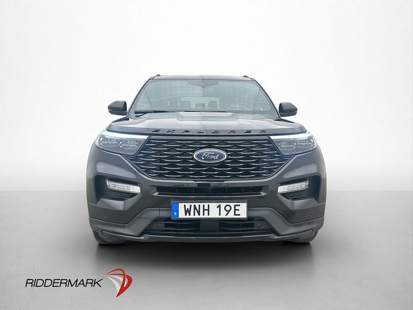 Bild 2 av Ford Explorer Plug-In Hybrid 457hk ST 7-Sits Pano B&O 360 Drag MOMS