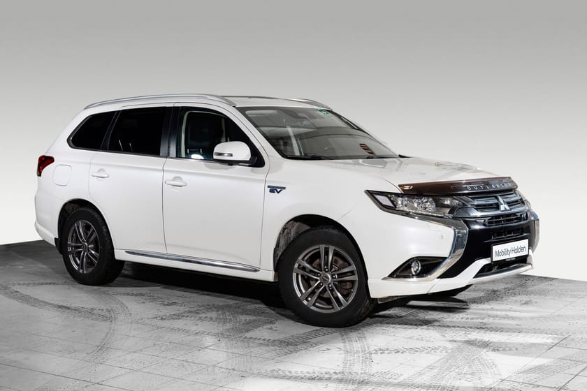 Bilde 1 av Mitsubishi Outlander PHEV H.feste/Skinn/Rattvarme/S.historikk/360-kam++