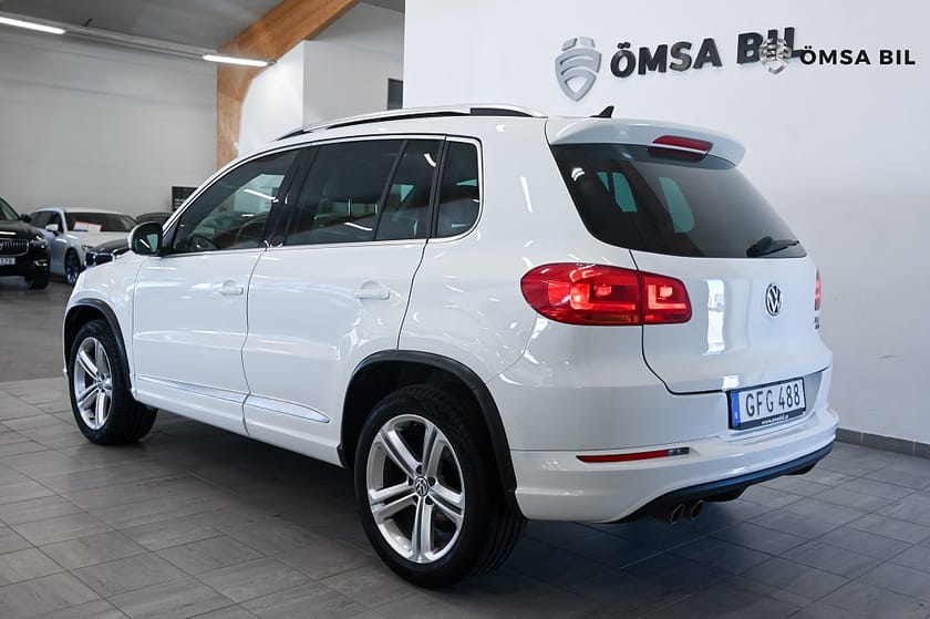 Bild 5 av Volkswagen Tiguan 2.0 TDI 4Motion R Line Panorama Värmare 184hk