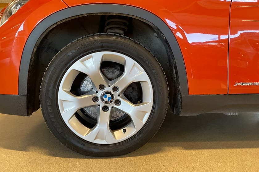 Bild 5 av BMW X1 xDrive18d / Rattvärme / P-sensorer / Farthållare