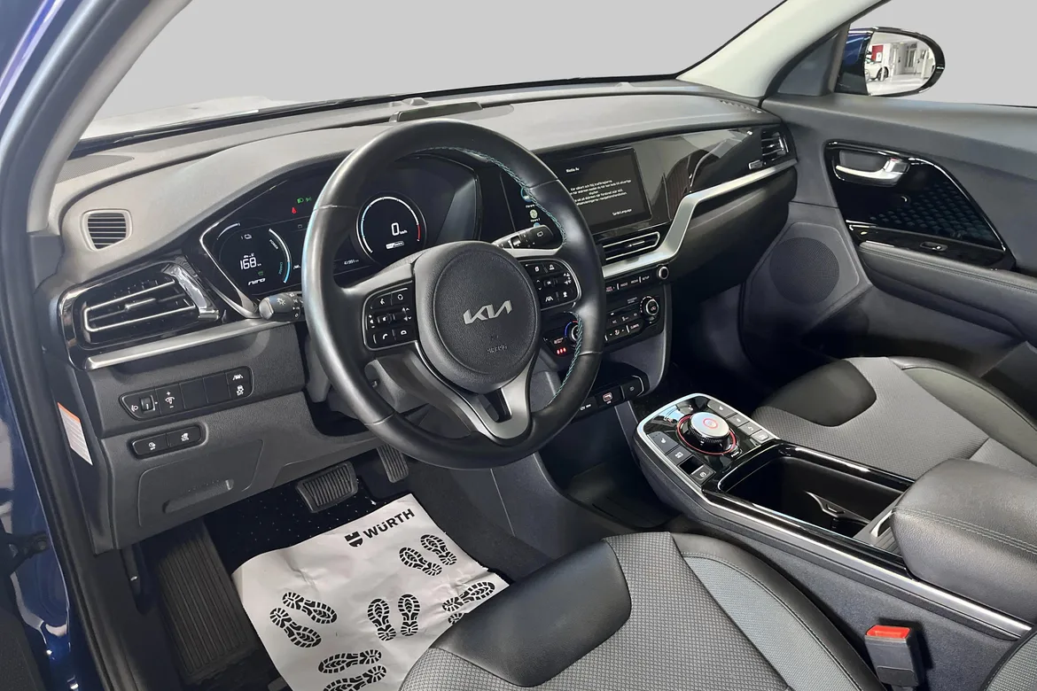 picture of a car