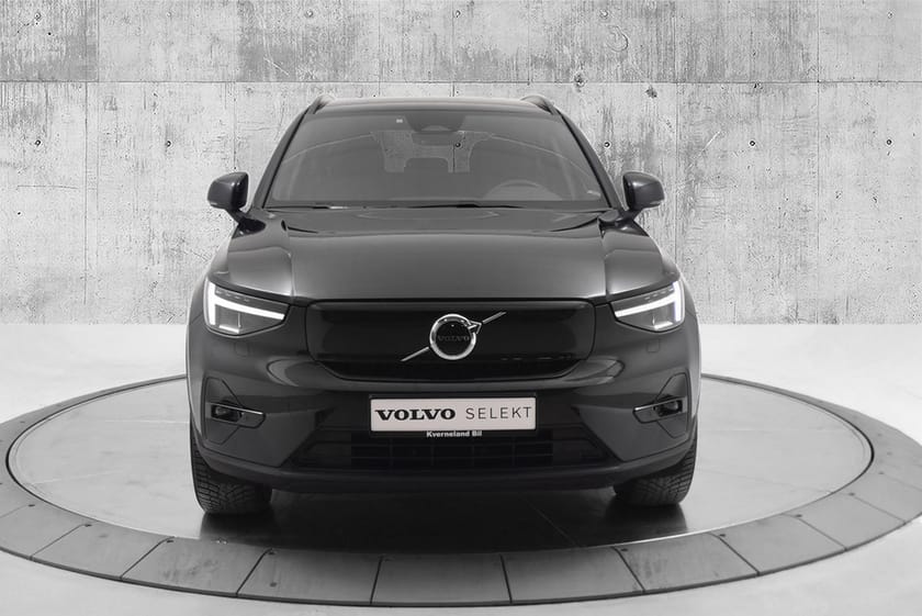 Bilde 2 av Volvo XC40 Recharge Twin motor 408 HK/Plus/4X4/Ryggekamera