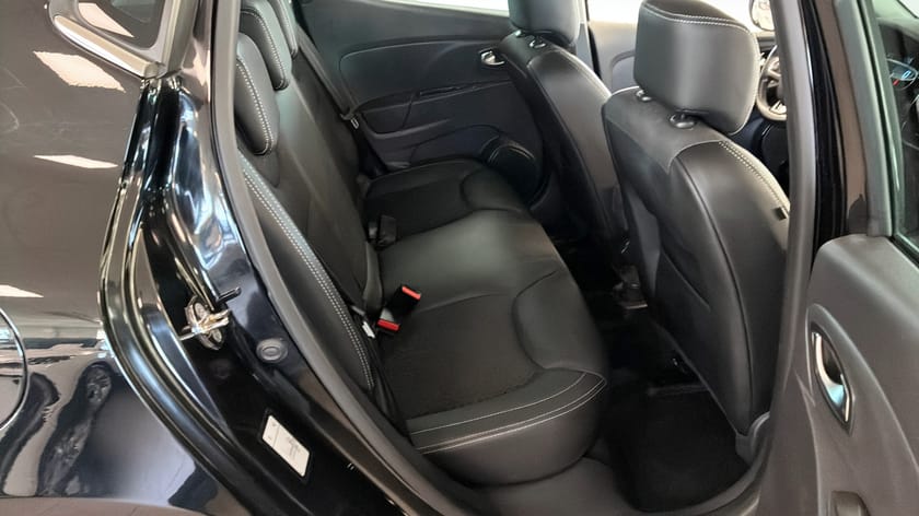 Bild 5 av Renault Clio 0.9 90hk Backkamera Navi Keyless
