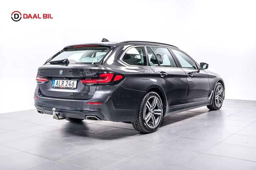 Bild 5 av BMW 530e xDrive Touring 292HK SPORT LINE VÄRM DRAG KAM NFC