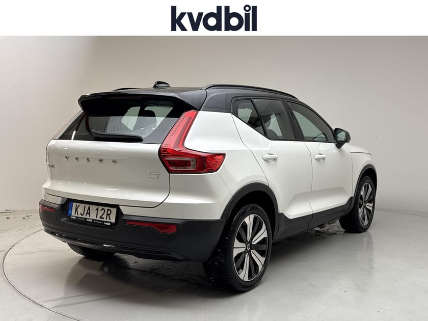 Bild 3 av Volvo XC40 Recharge Single Motor P6 (231hk) Plus Navi Värmare Kamera