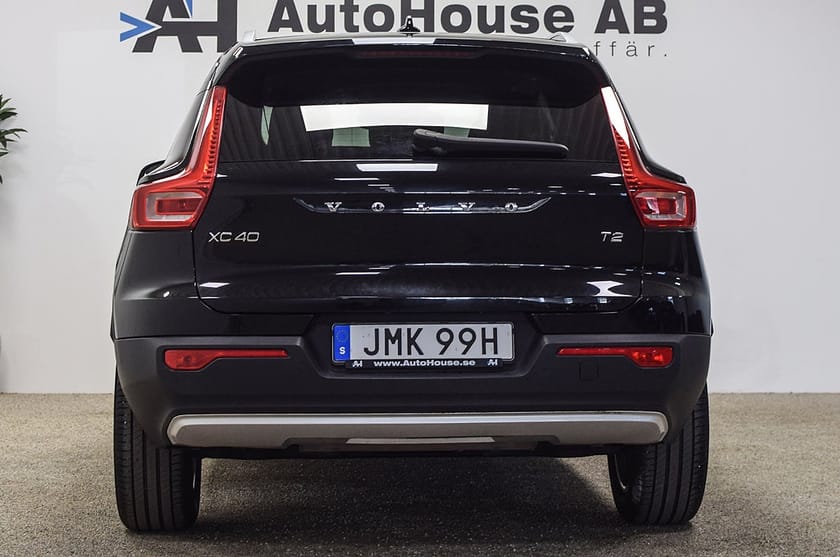 Bild 5 av Volvo XC40 T2 Momentum Bränslevärmare Drag Garanti