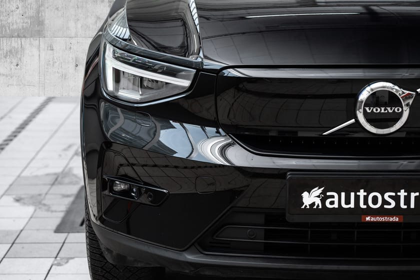 Bilde 3 av Volvo XC40 Recharge Single Motor Plus, 231 Hk, H.Feste, Metallic, Navi, Kamera, mm
