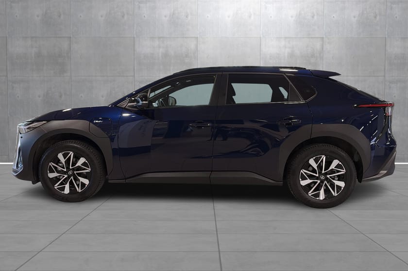 Bilde 2 av Toyota bZ4X AWD Active Tech