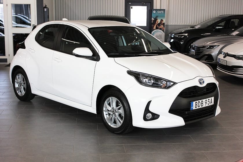 Bild 1 av Toyota Yaris Hybrid CVT Active Kamera Rattvärme V-hjul