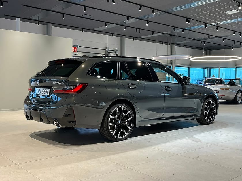 Bild 5 av BMW 330e xDrive Touring M-Sport