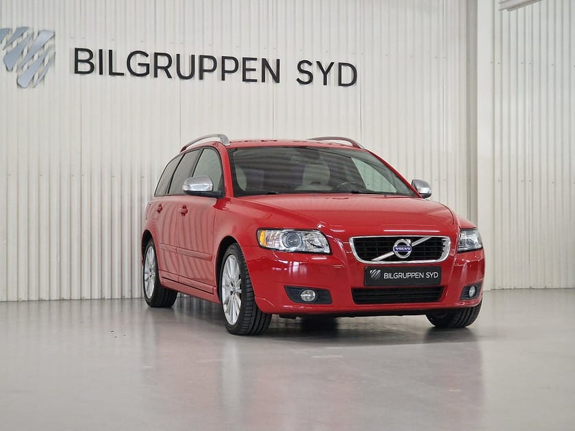 Bild 4 av Volvo V50 D3 Momentum|Värmare|P-sensorer bak|Farthållare
