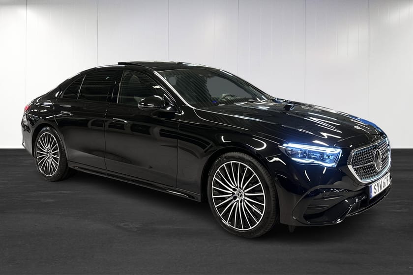 Bild 2 av Mercedes-Benz E 300 d e 4MATIC DE SEDAN  | AMG | Advanced Edition | Pano | 360 | Drag | Burmester | Night-Paket