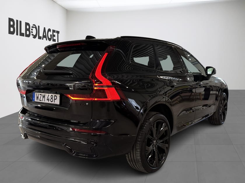Bild 4 av Volvo XC60 T6 Plus Black Nordic Edition *Se Spec* Luftfjädring