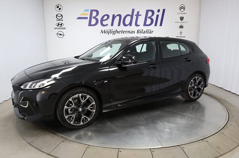Bild 5 av BMW 120 M Sport | 18" | Rattvärme | Backkamera