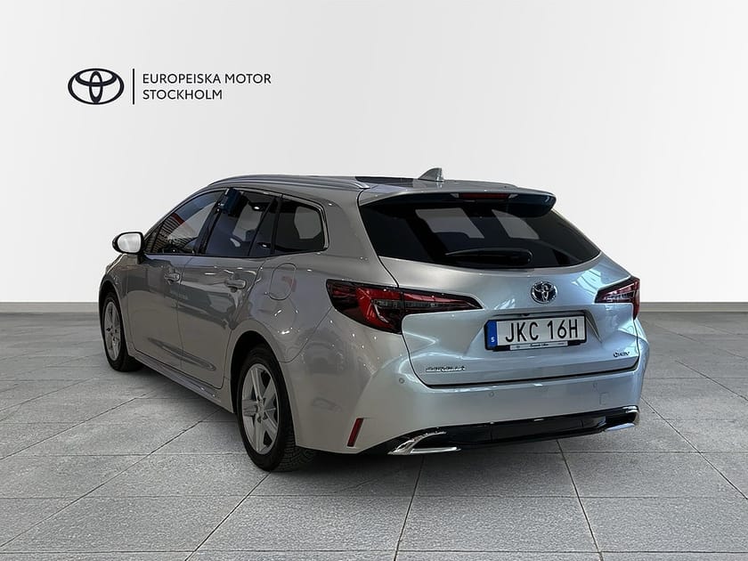 Bild 2 av Toyota Corolla Touring Sports Hybrid 2.0 HSD STYLE  PLUSPAKET / V-HJUL / MOMS