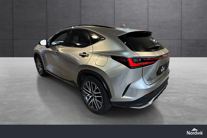 Bilde 2 av Lexus NX 450h+ F Sport