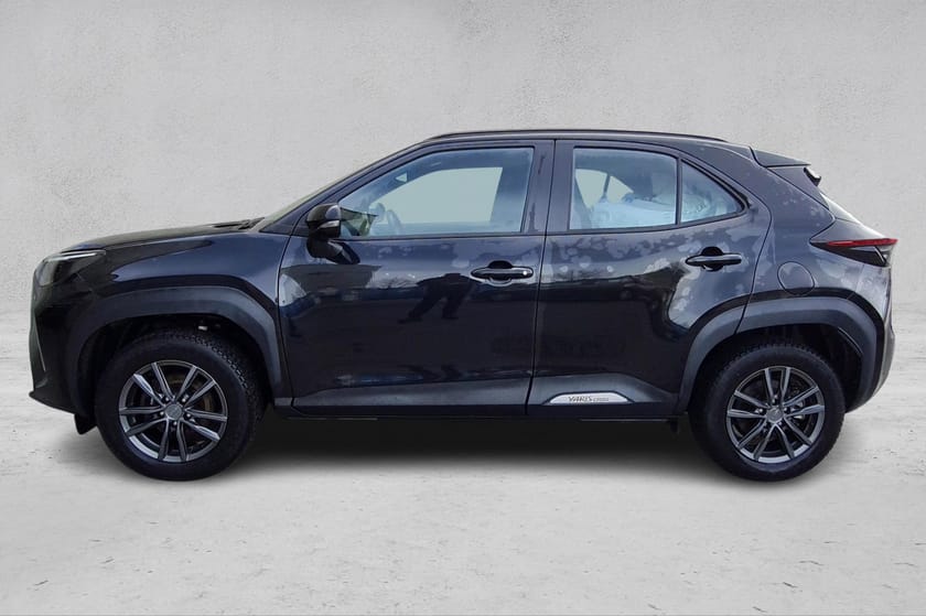 Bilde 2 av Toyota Yaris Cross Hybrid AWD-i Active - LED - Adaptiv cruise - Ryggekam.
