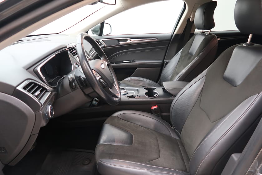 Bild 5 av Ford Mondeo Kombi 2.0 EcoBlue 190 Tita AWD A, Drag, Navi