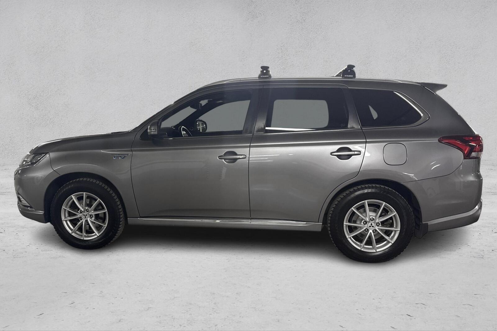 Thumnail bilde 2 av Mitsubishi Outlander PHEV