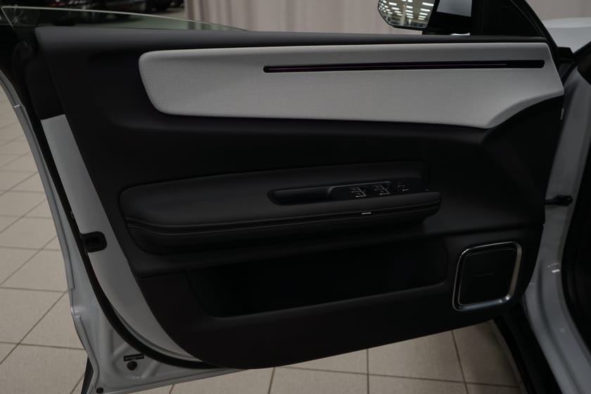 Bild 5 av Polestar 4 Long Range Single Motor 