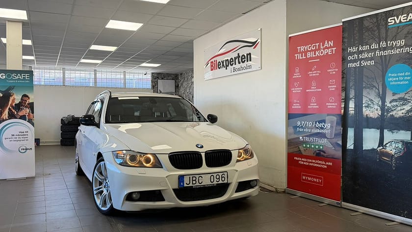 Bild 1 av BMW 320d Touring Comfort, M-Sport |Dragkrok| Automat|GPS|